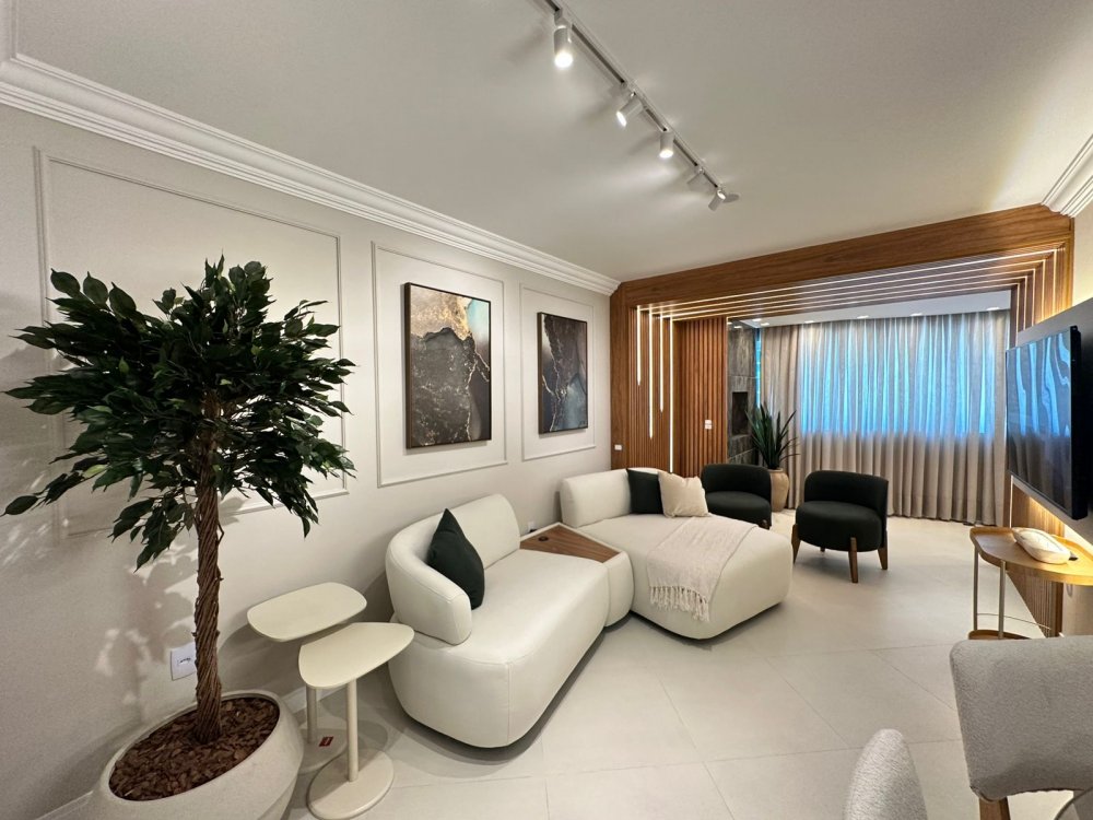 Apartamento - Venda - Pioneiros - Balneário Camboriú - SC