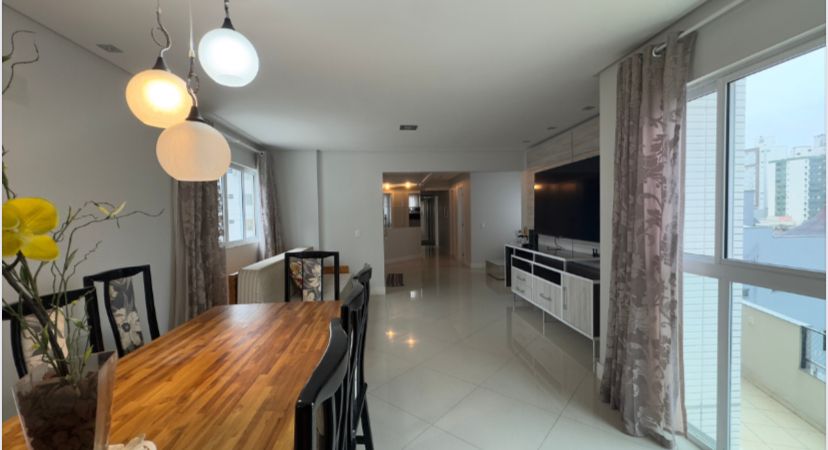 Apartamento - Venda - Centro - Balneário Camboriú - SC